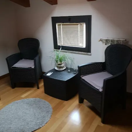아파트 Condominio Chiara *